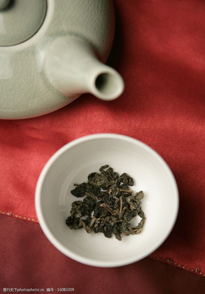 【揭秘】市面上最受追捧的茶叶品牌，哪家才是真正的茶界霸主？
