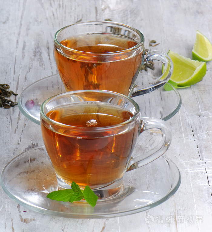 红茶老手推荐：珍珠红茶 vs 金骏眉 vs 正山小种，哪款更适合你？